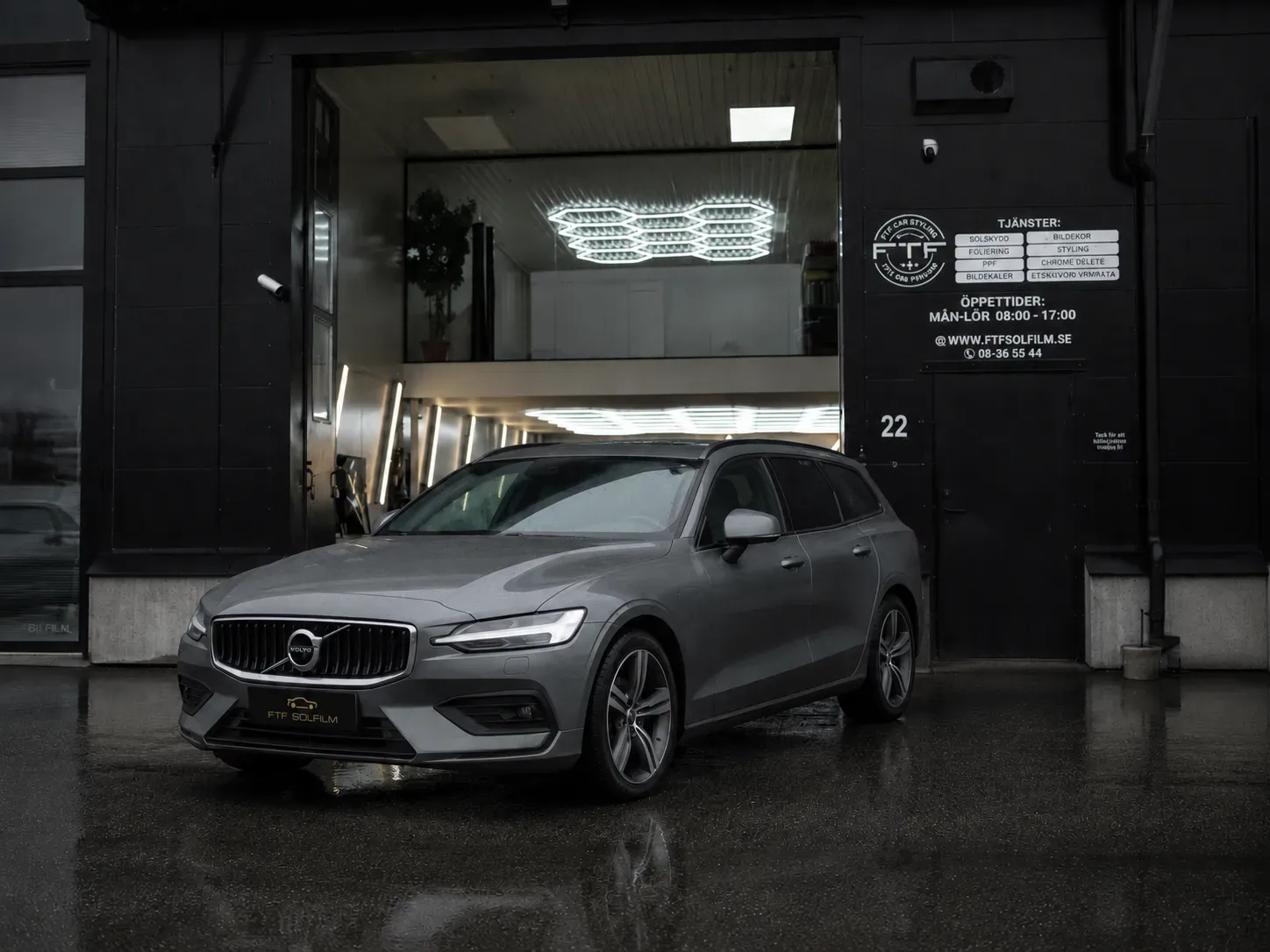 Tona rutor med solfilm i Stockholm på Volvo hos FTF Solfilm